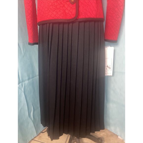 NOS Vintage 80s Red And Black Skirt Suit Sz 10 USA Made With Tags - Picture 3 of 11